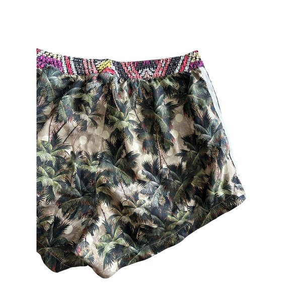 ADIDAS Women’s Tropical Print Workout Shorts Size Medium - Picture 2 of 7